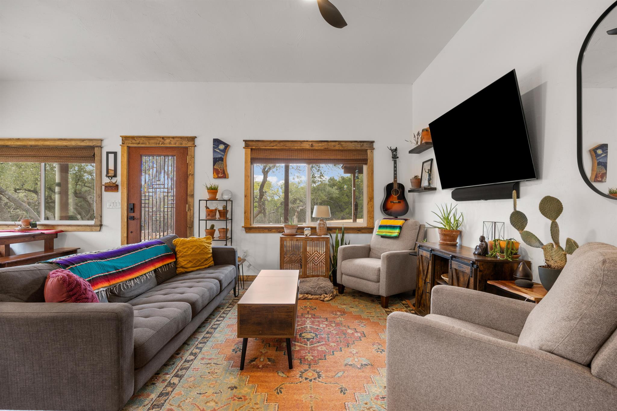 107 S Rainbow Ranch RD