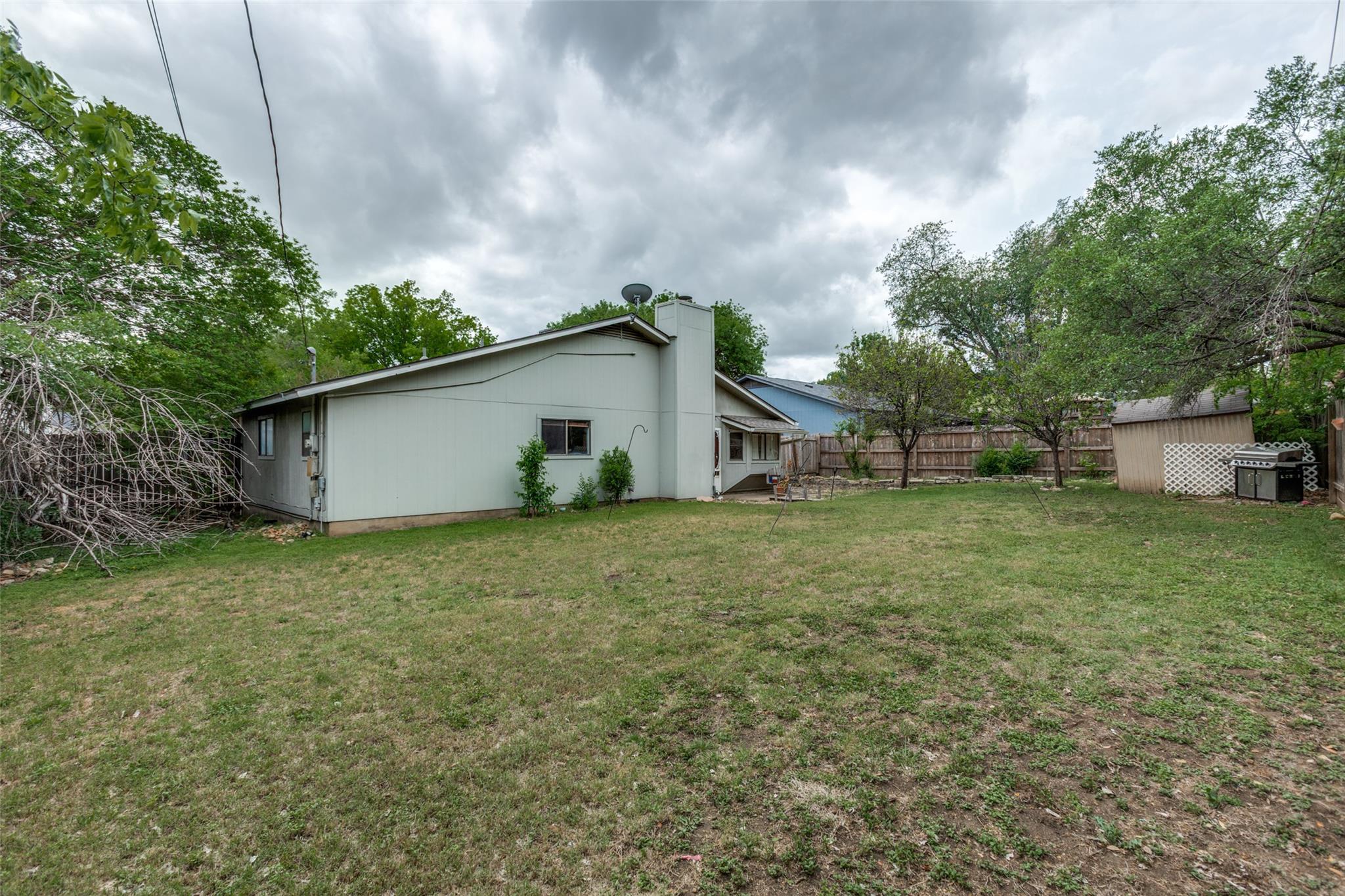 708 Greenwich PL