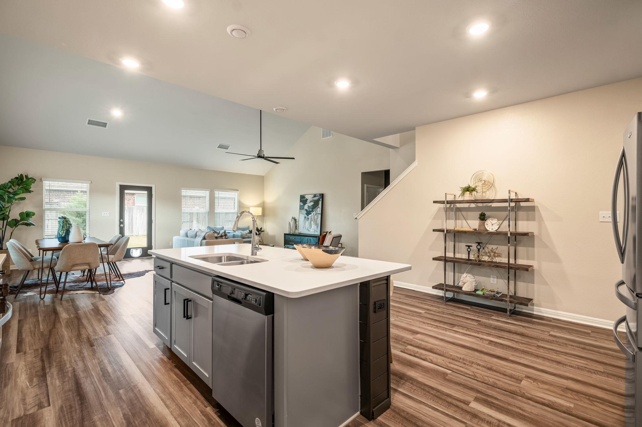 1509 Deering RUN