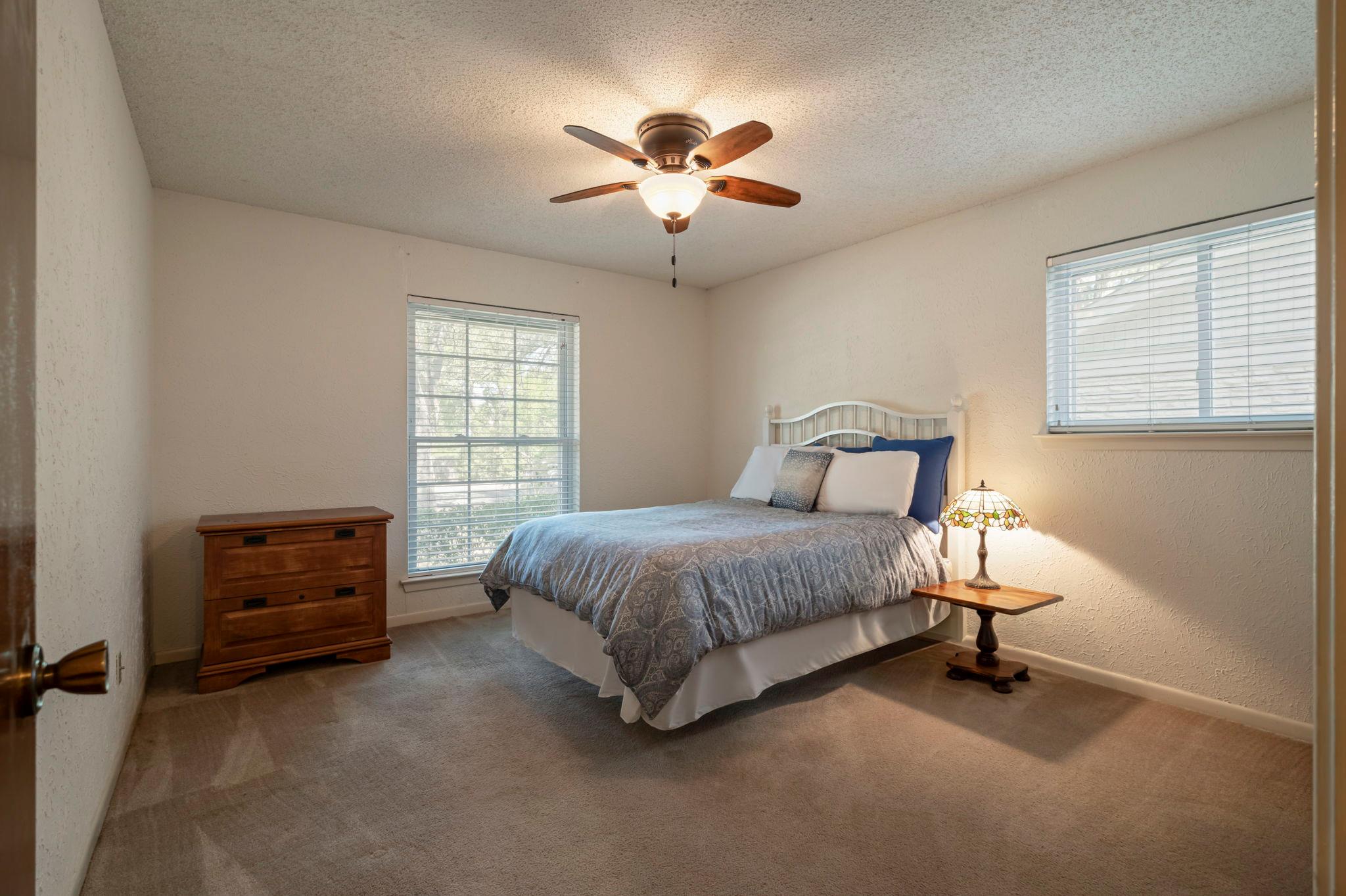 4609 Cliffstone CV