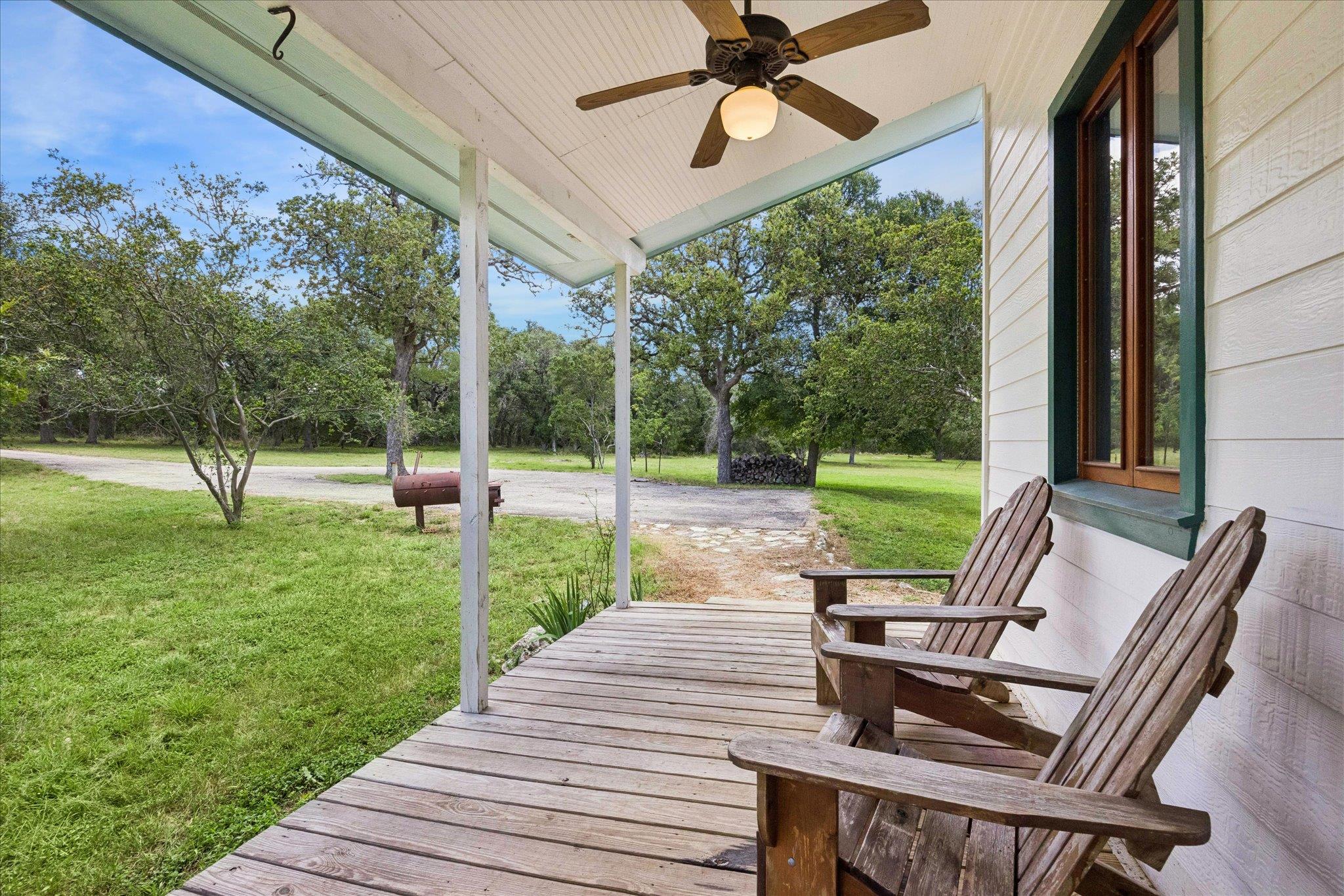 700 S Rainbow Ranch RD