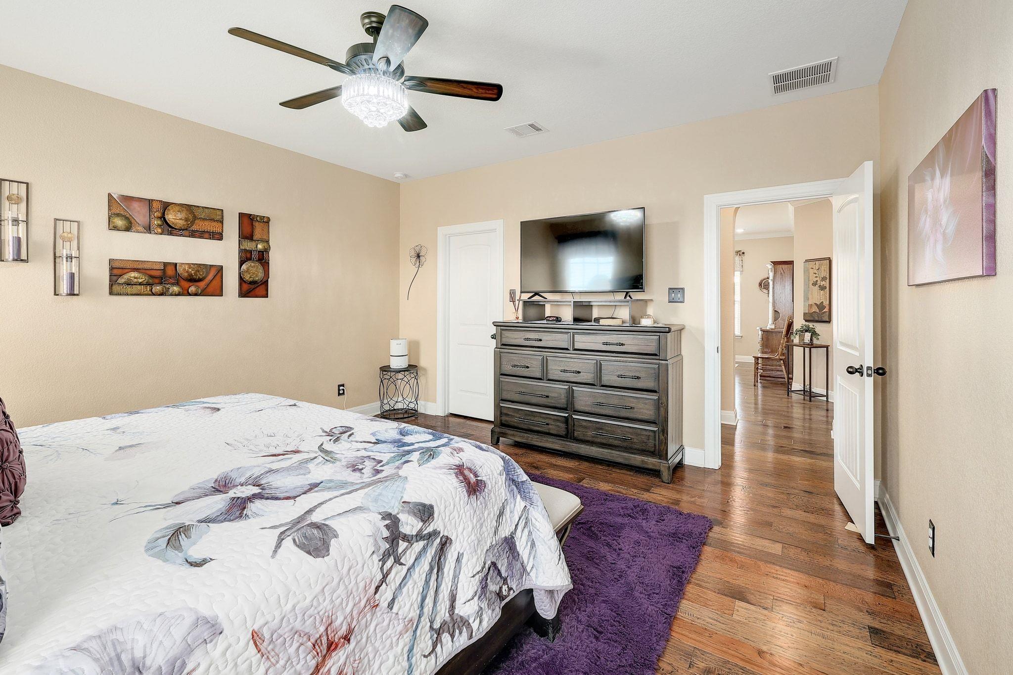 646 Landon Samuel LOOP