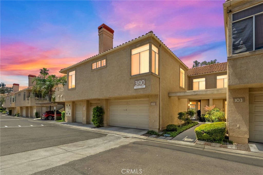 3190 Altura Court 102