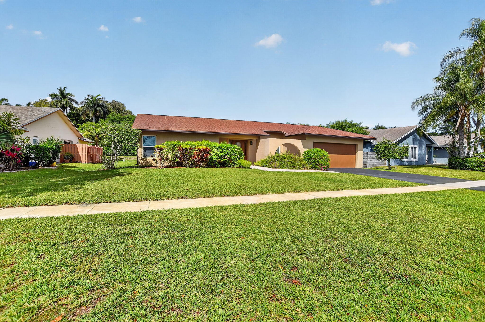 20876 Sugarloaf Lane