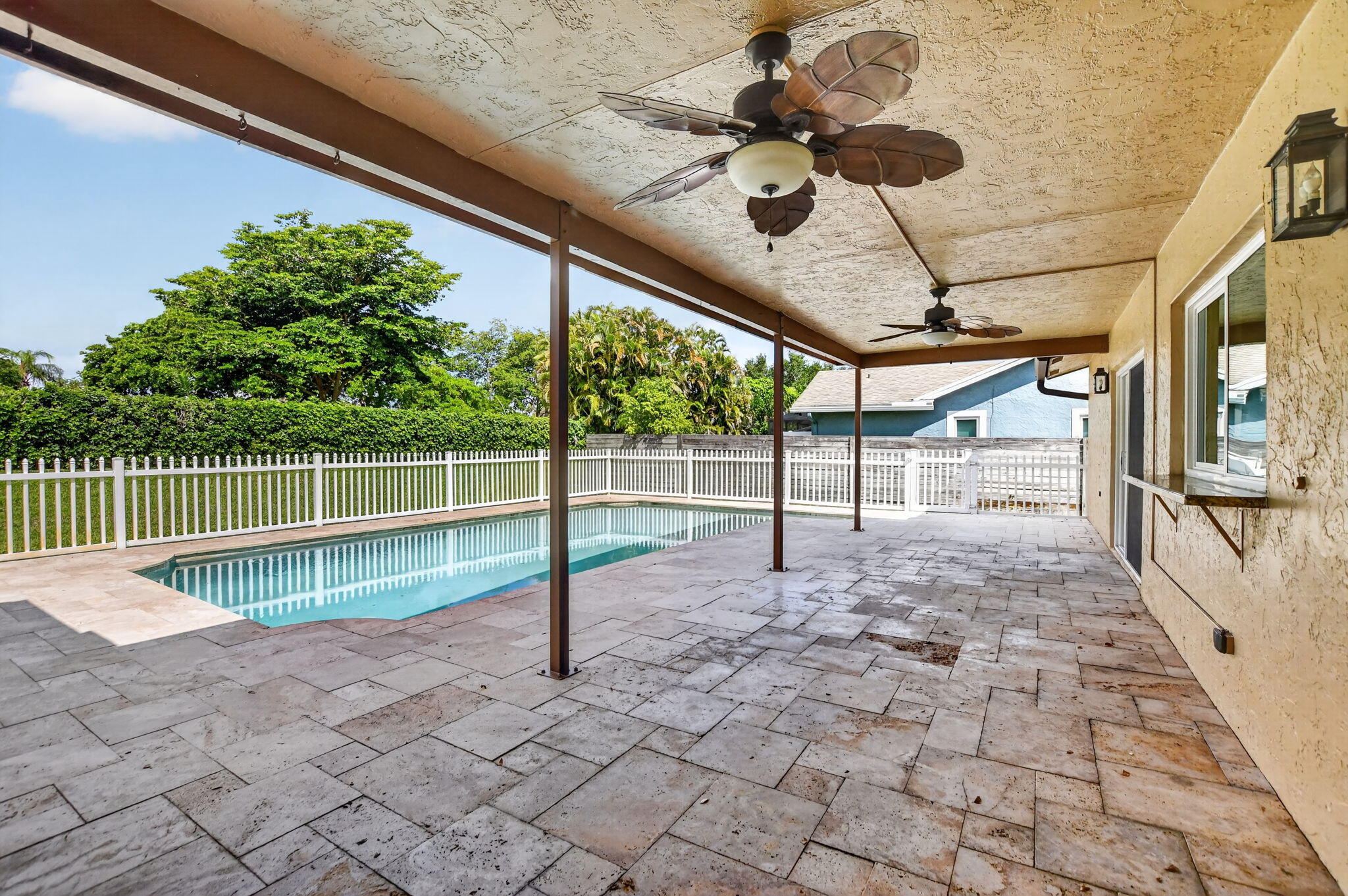 20876 Sugarloaf Lane