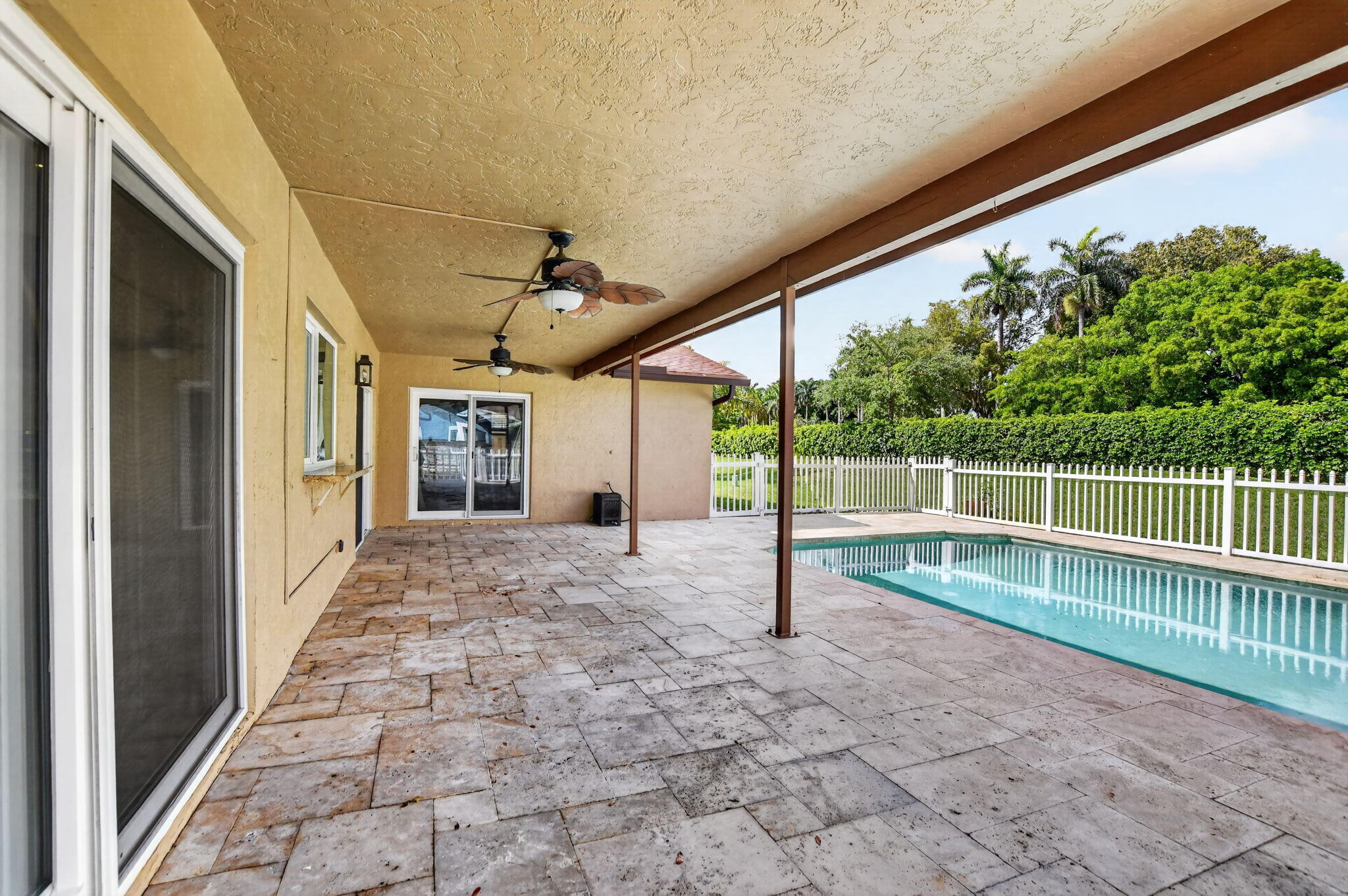 20876 Sugarloaf Lane