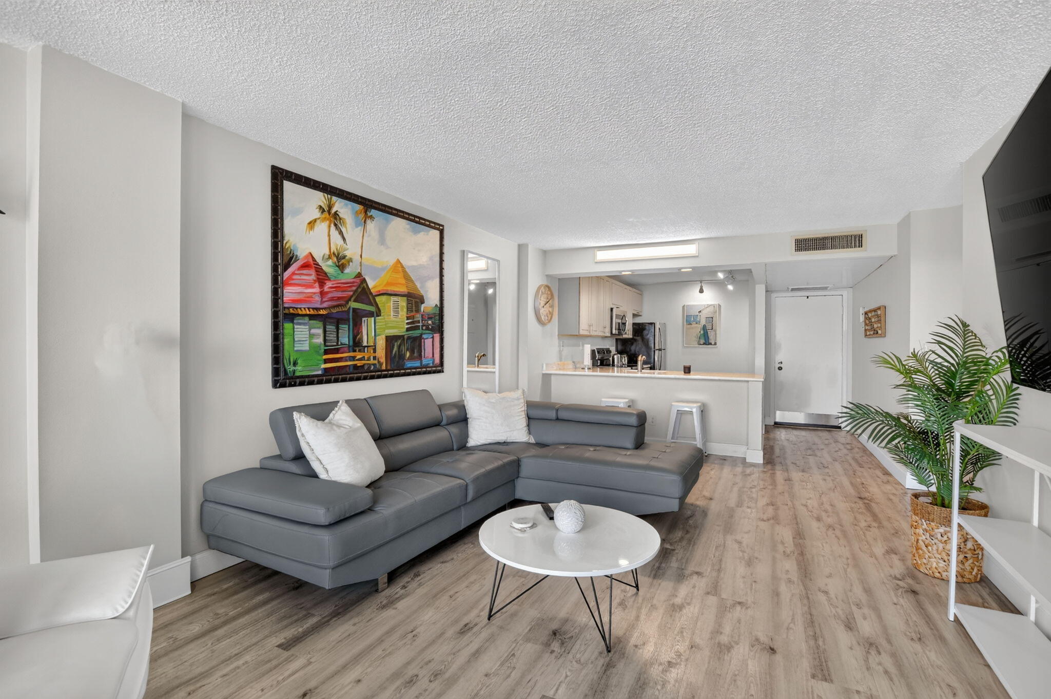 4 Royal Palm Way 403