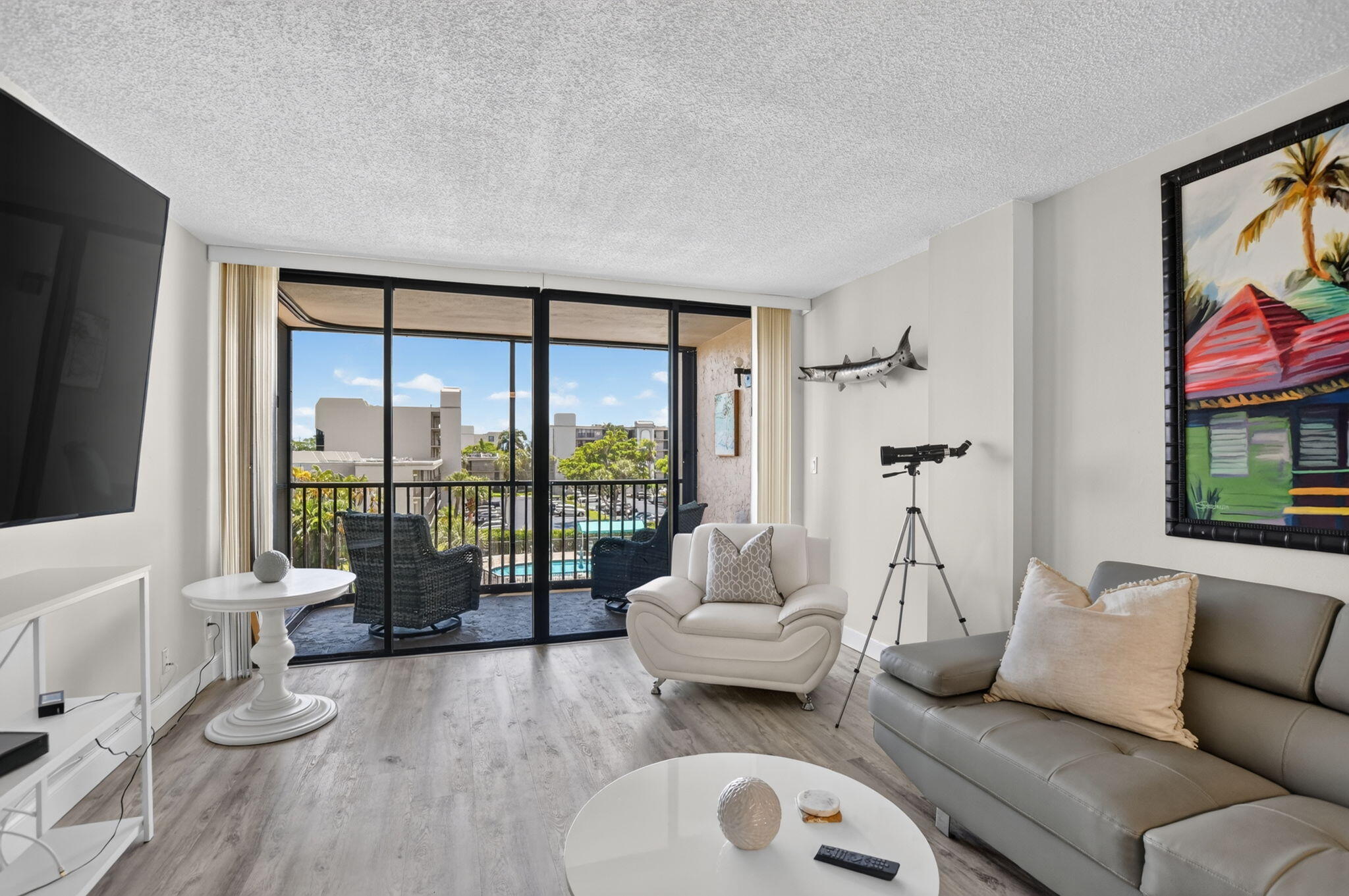 4 Royal Palm Way 403