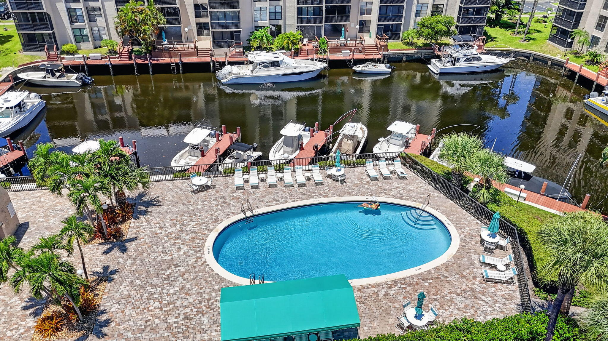 4 Royal Palm Way 403