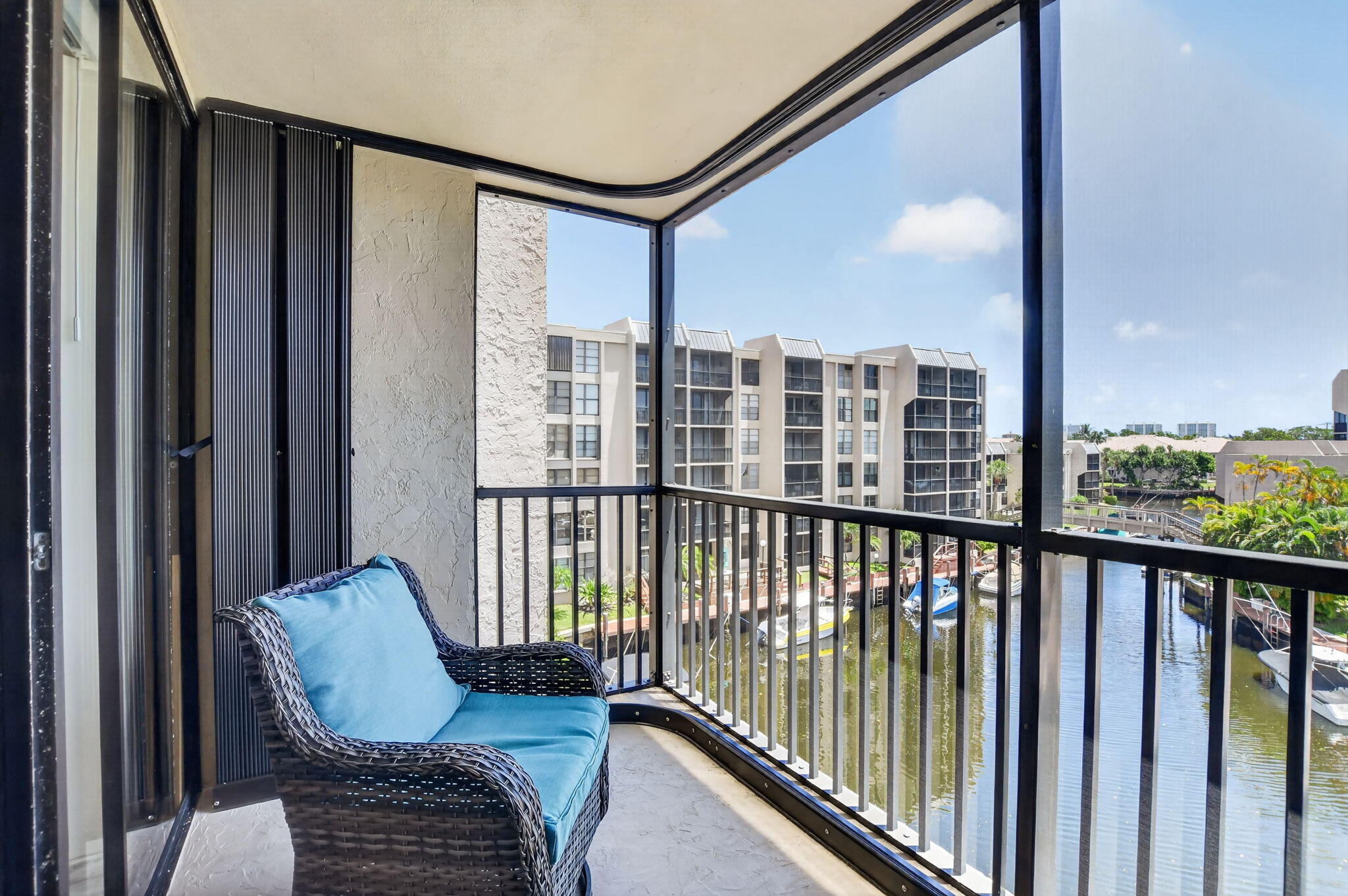 4 Royal Palm Way 403