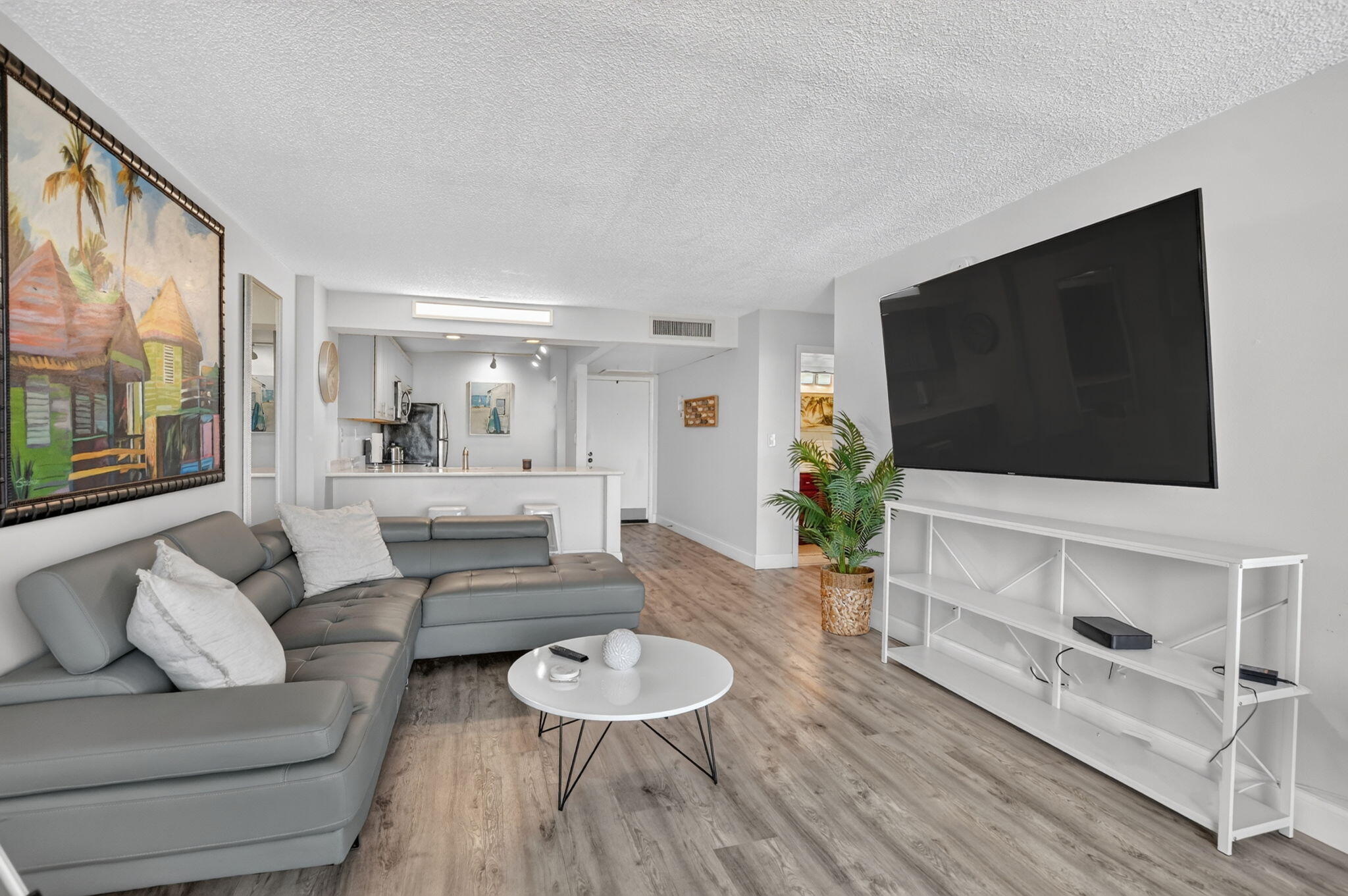 4 Royal Palm Way 403