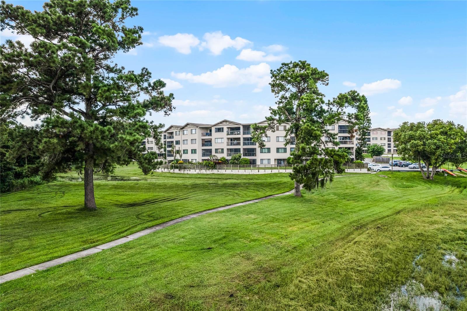 1052 LOTUS COVE CT #743