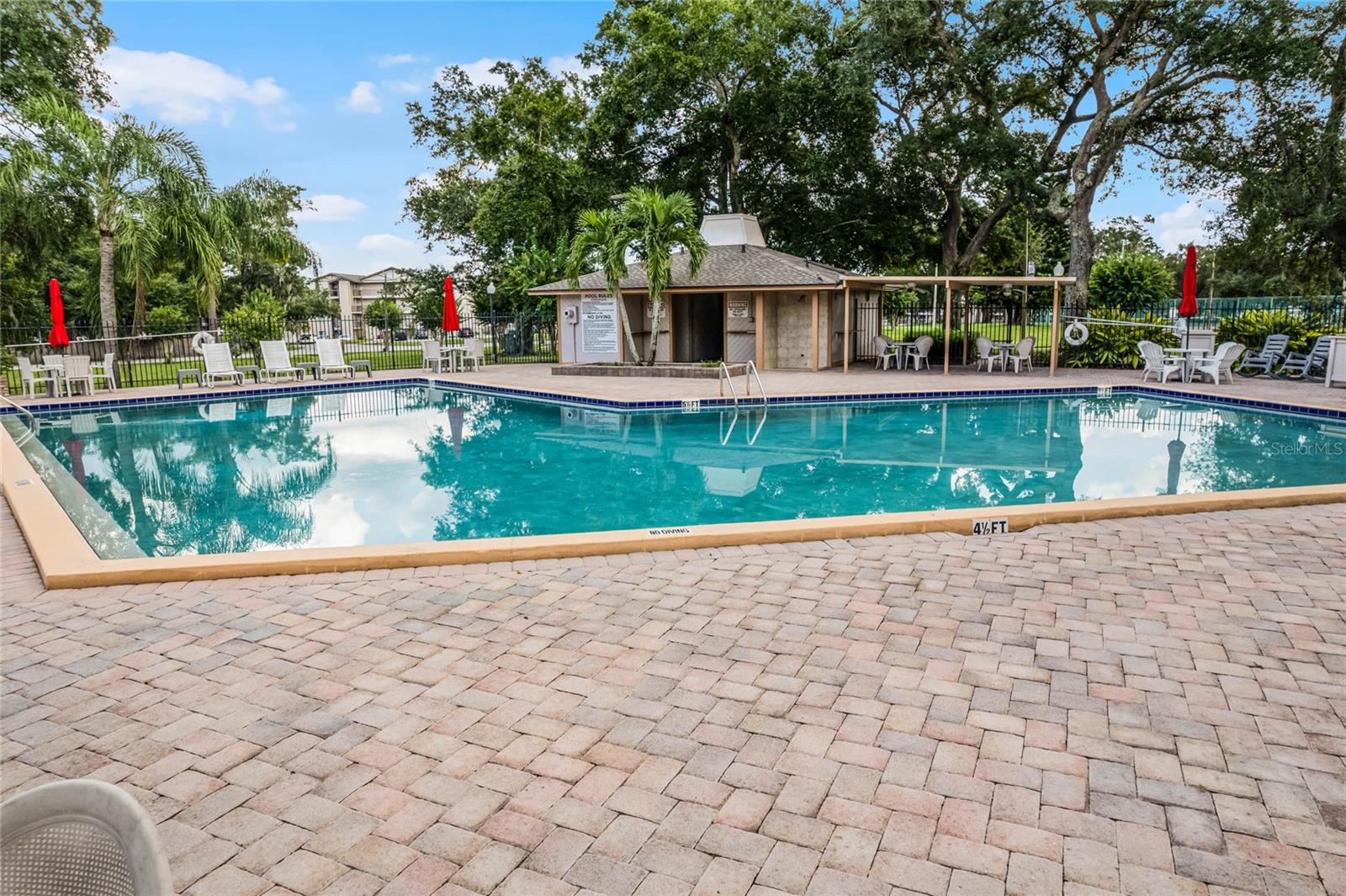 1052 LOTUS COVE CT #743