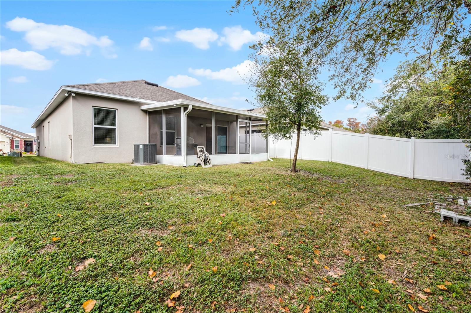 2267 CANYON BREEZE AVE