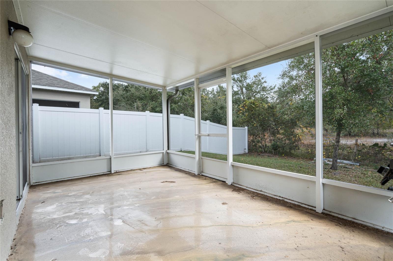 2267 CANYON BREEZE AVE