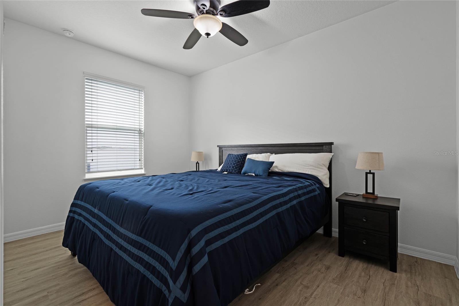 2267 CANYON BREEZE AVE