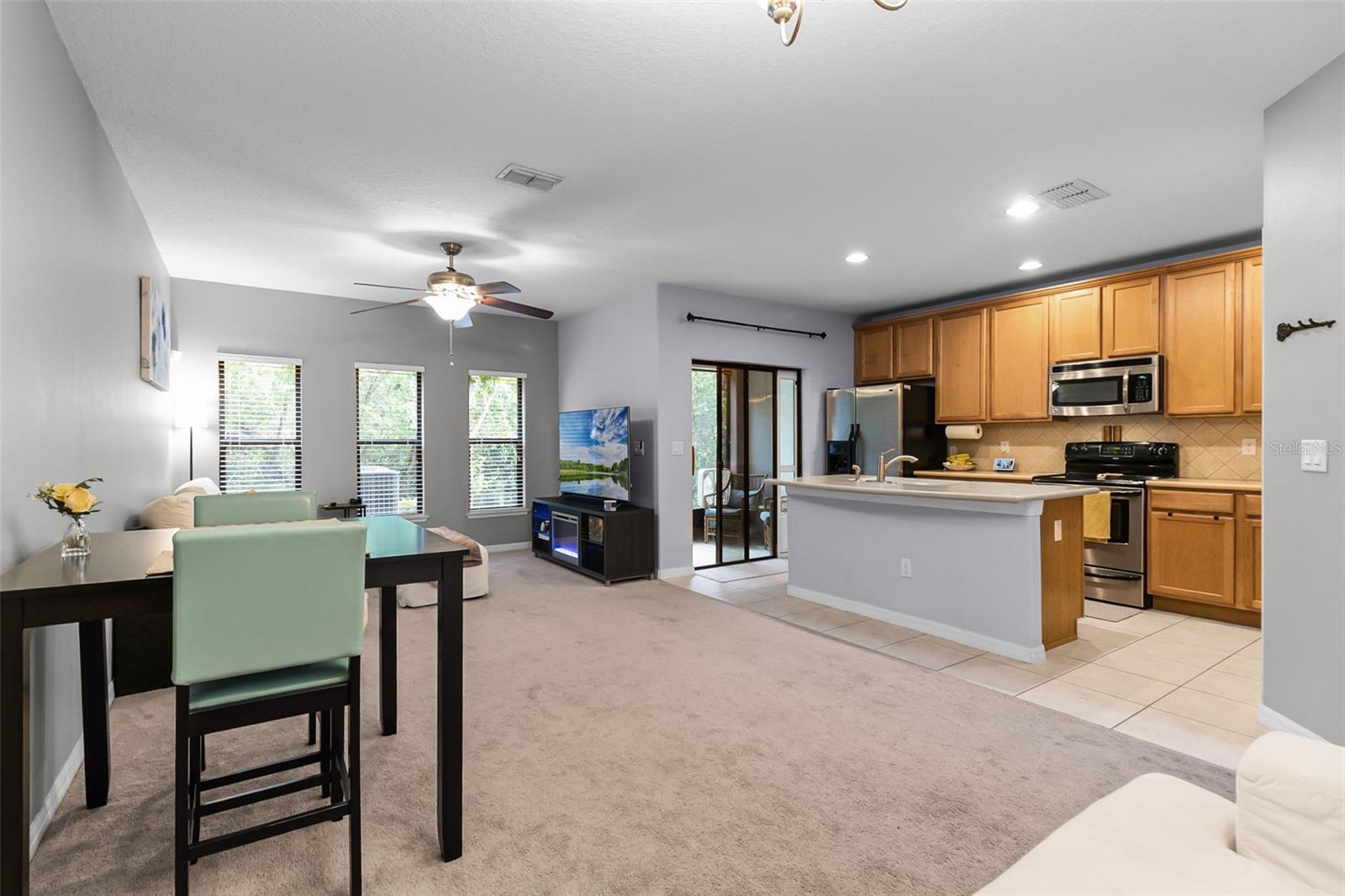2330 WINDSOR LAKE CIR