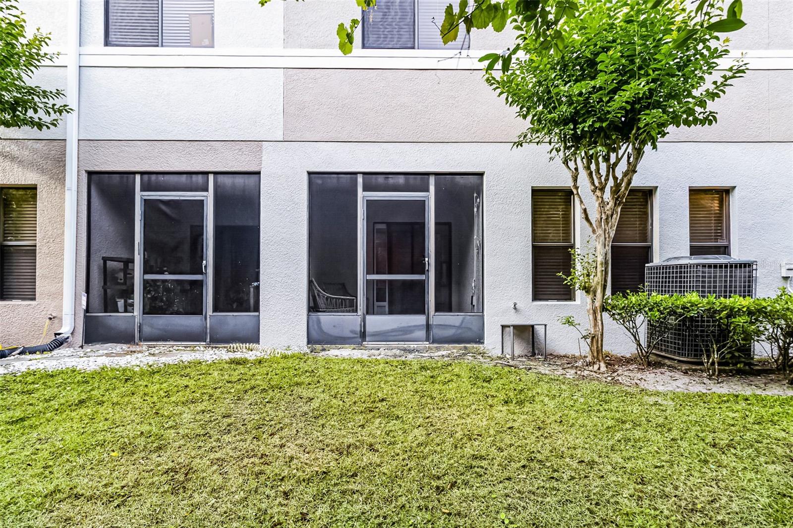 2330 WINDSOR LAKE CIR