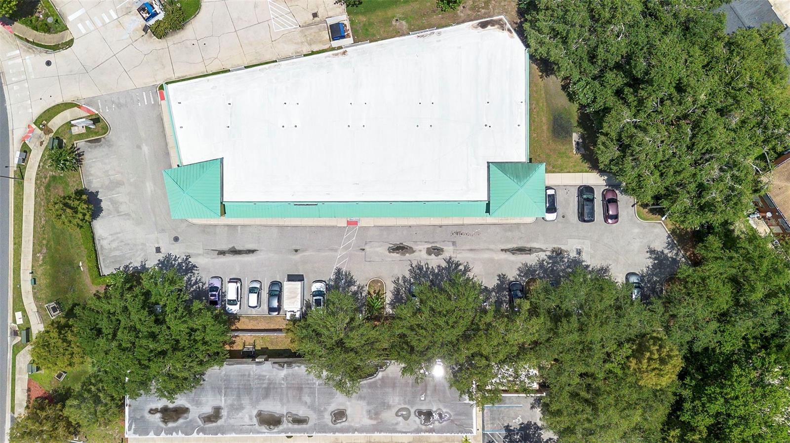 1106 PLAZA DR