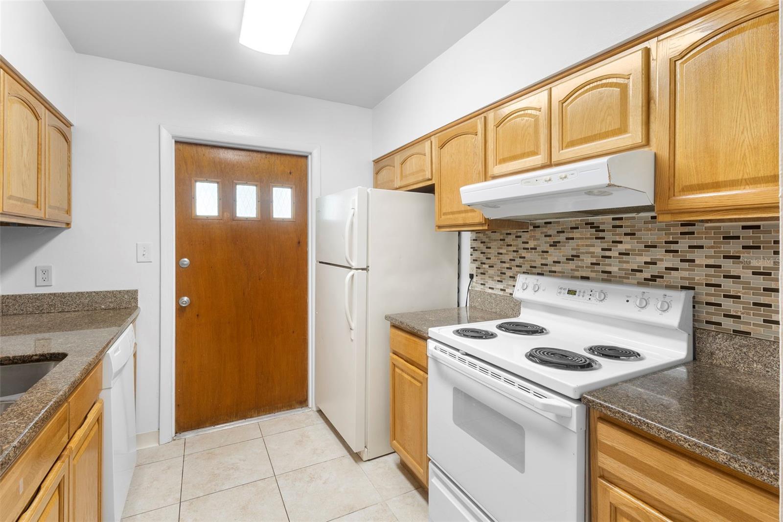 2500 LEE RD #219