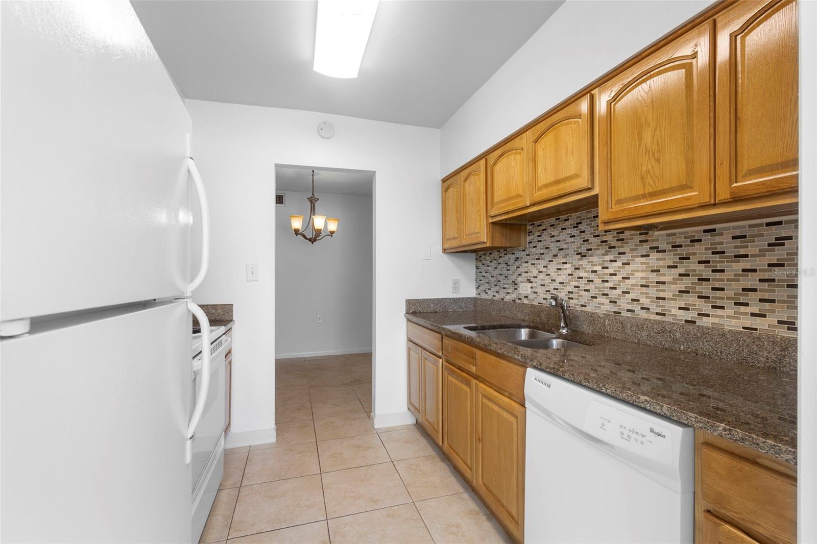 2500 LEE RD #219