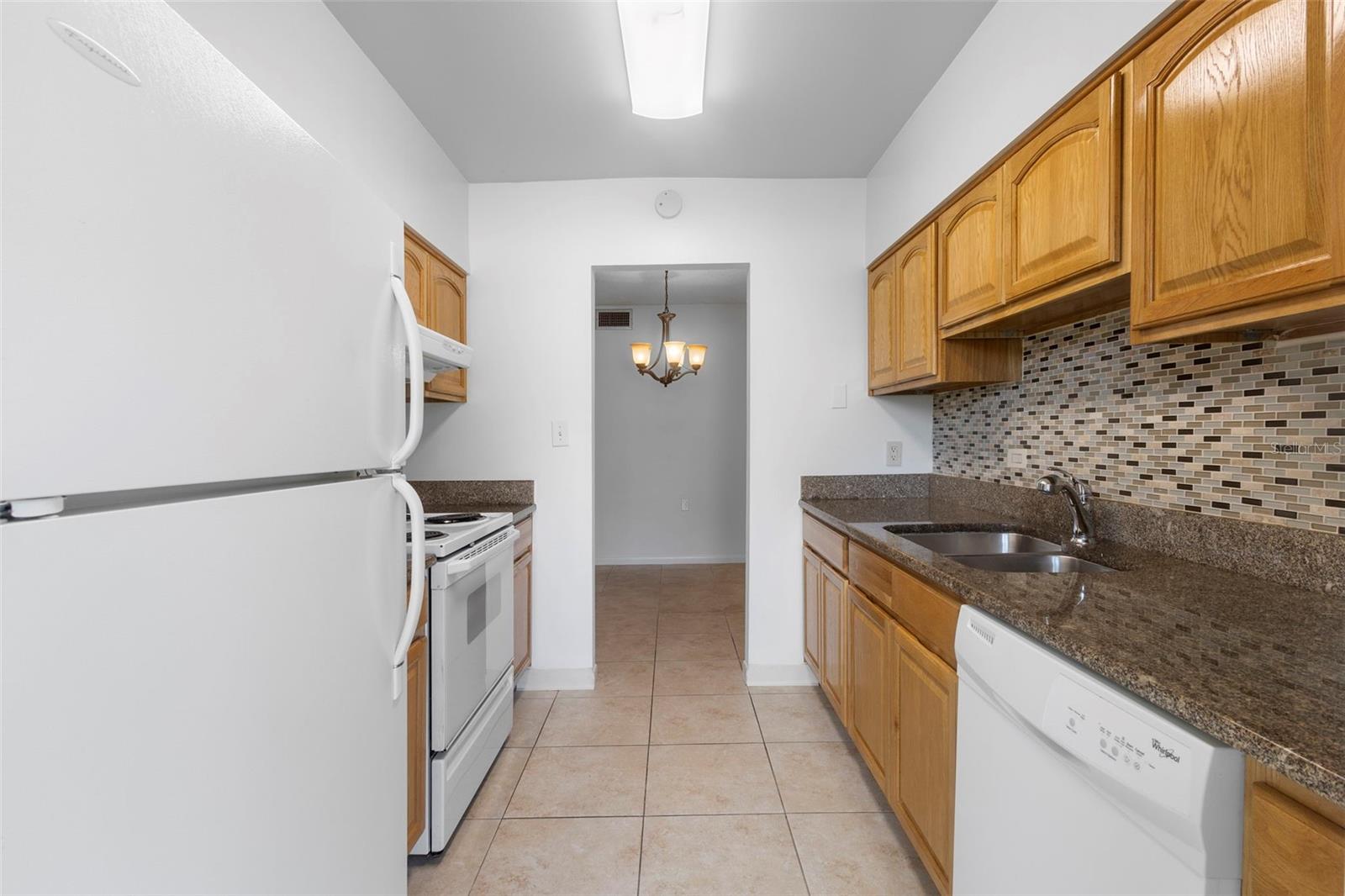 2500 LEE RD #219