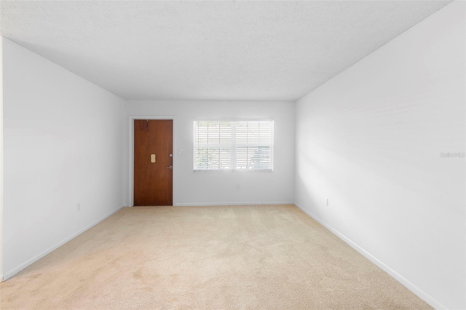 2500 LEE RD #219