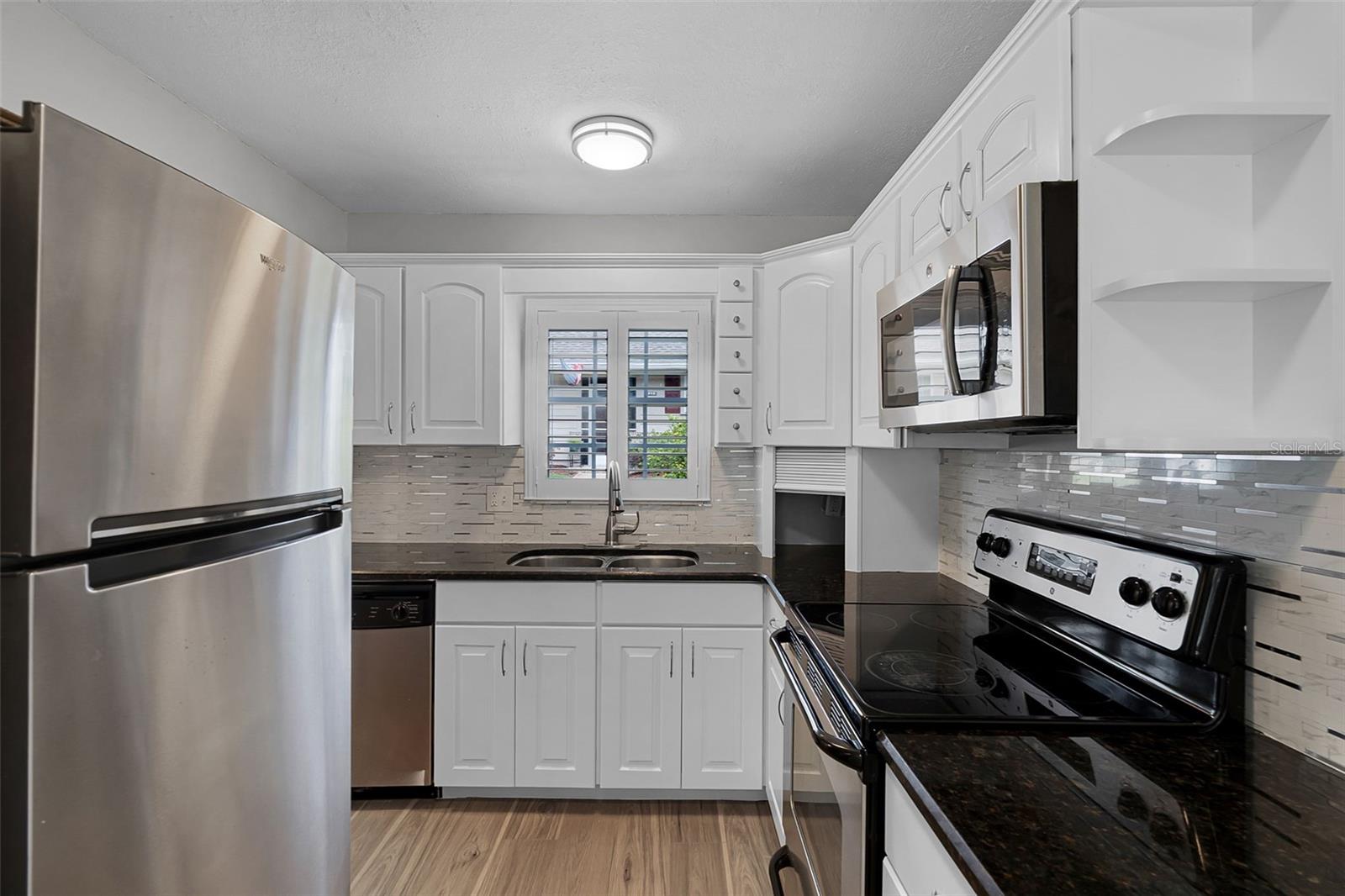 1252 VILLA LN #151
