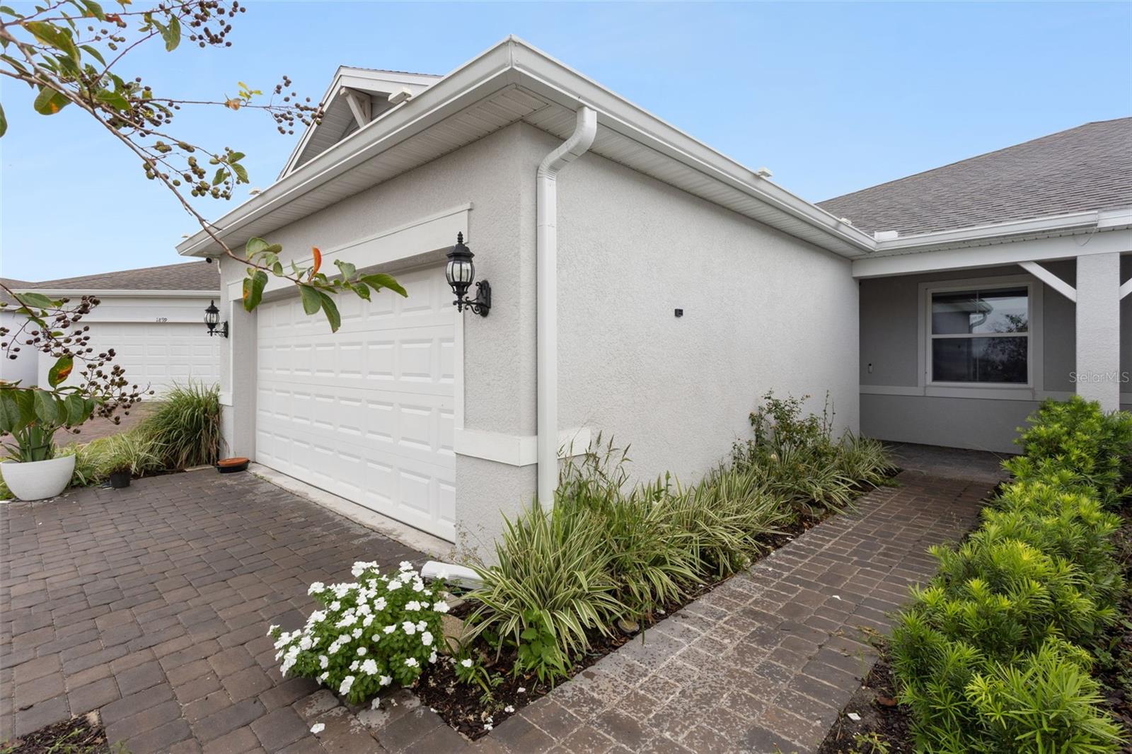 1901 SPRING SHOWER CIR