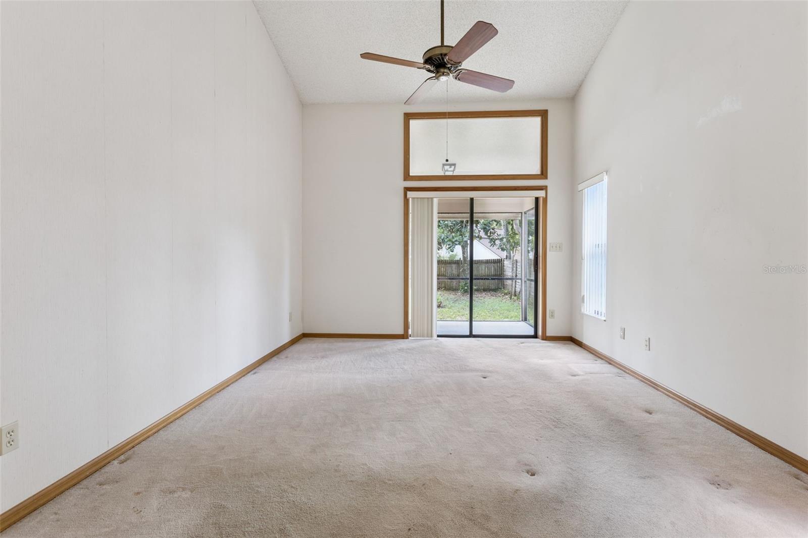 169 CITRUS TREE LN
