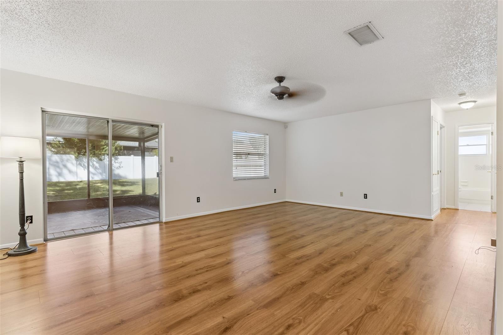 1513 LEOPARD CT