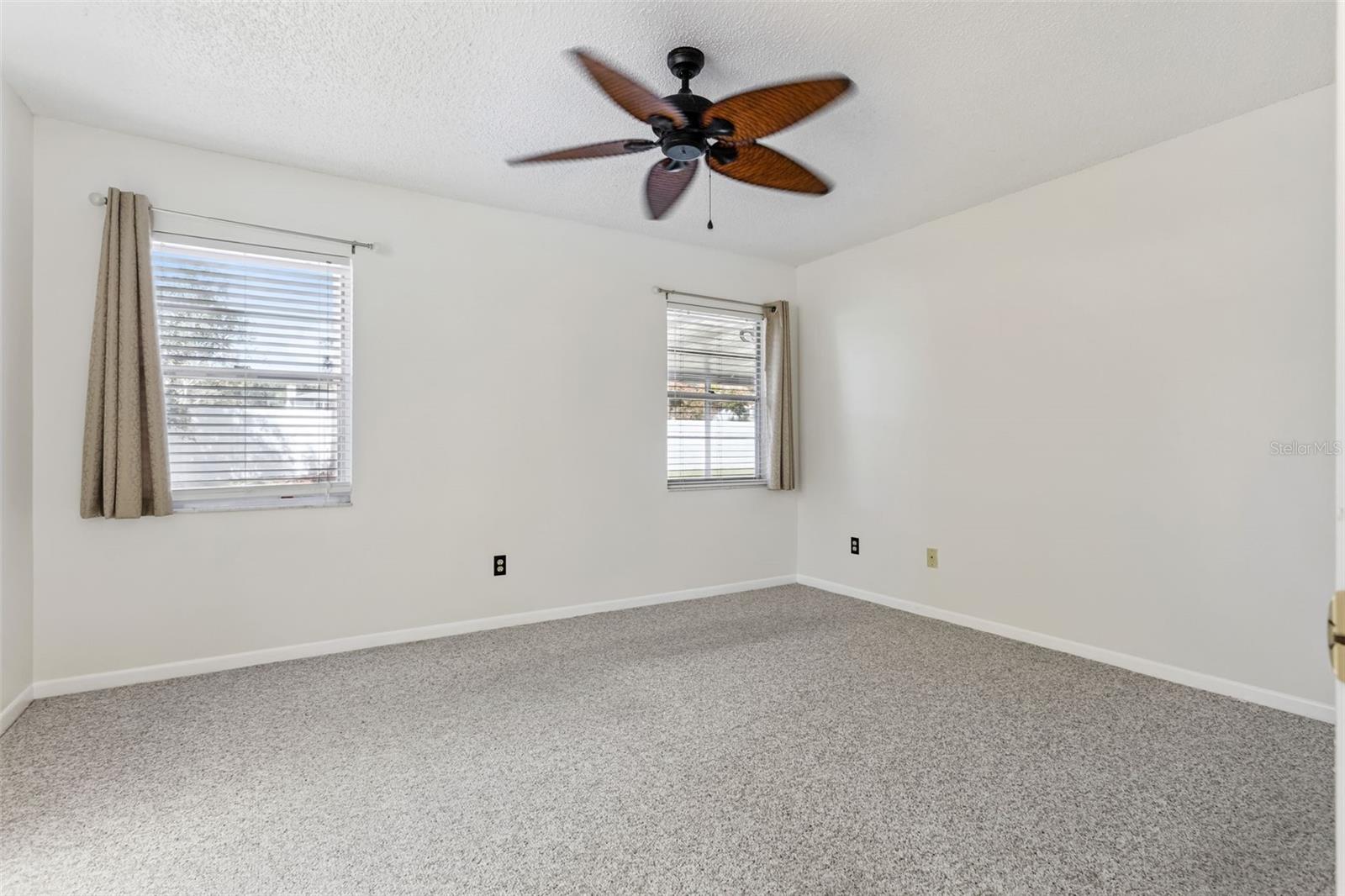1513 LEOPARD CT