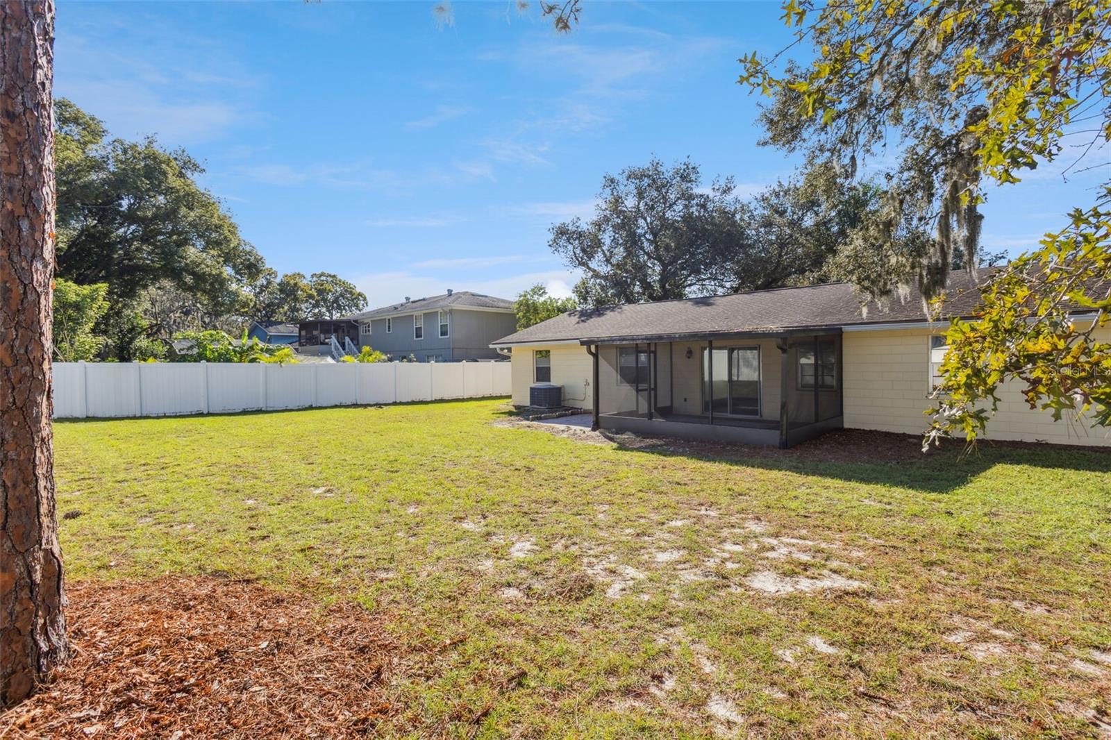 1513 LEOPARD CT