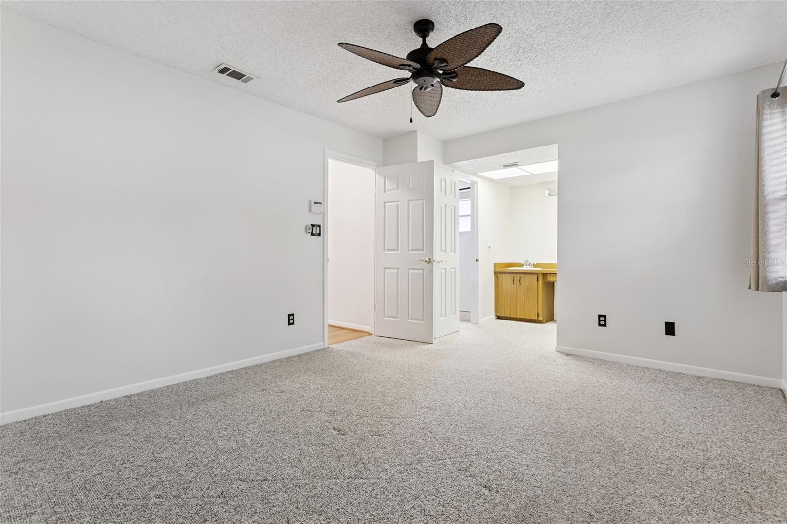 1513 LEOPARD CT