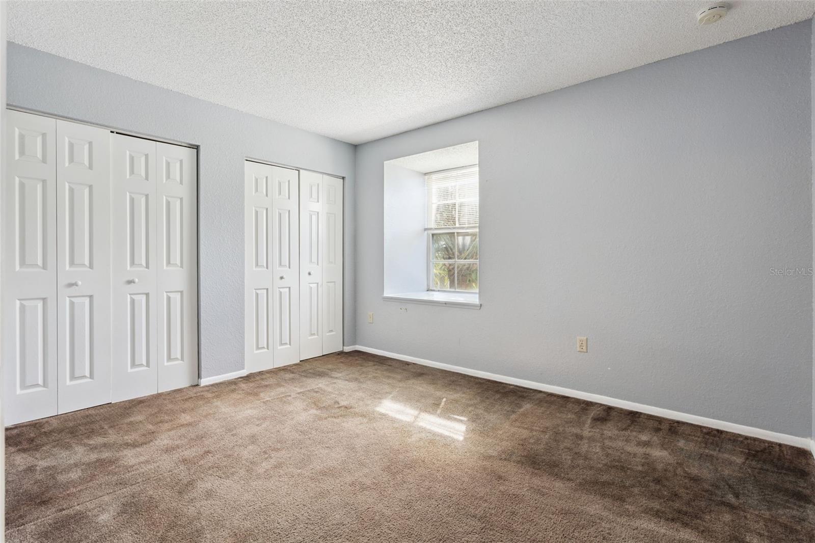 3981 VERSAILLES DR #3981F