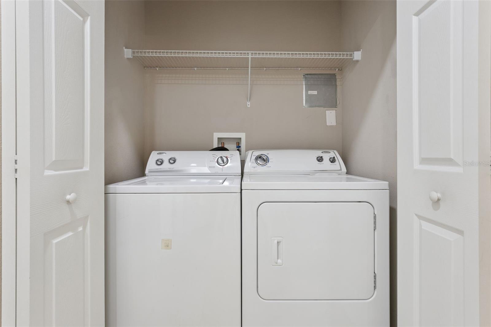 2720 OAKWATER DR #108