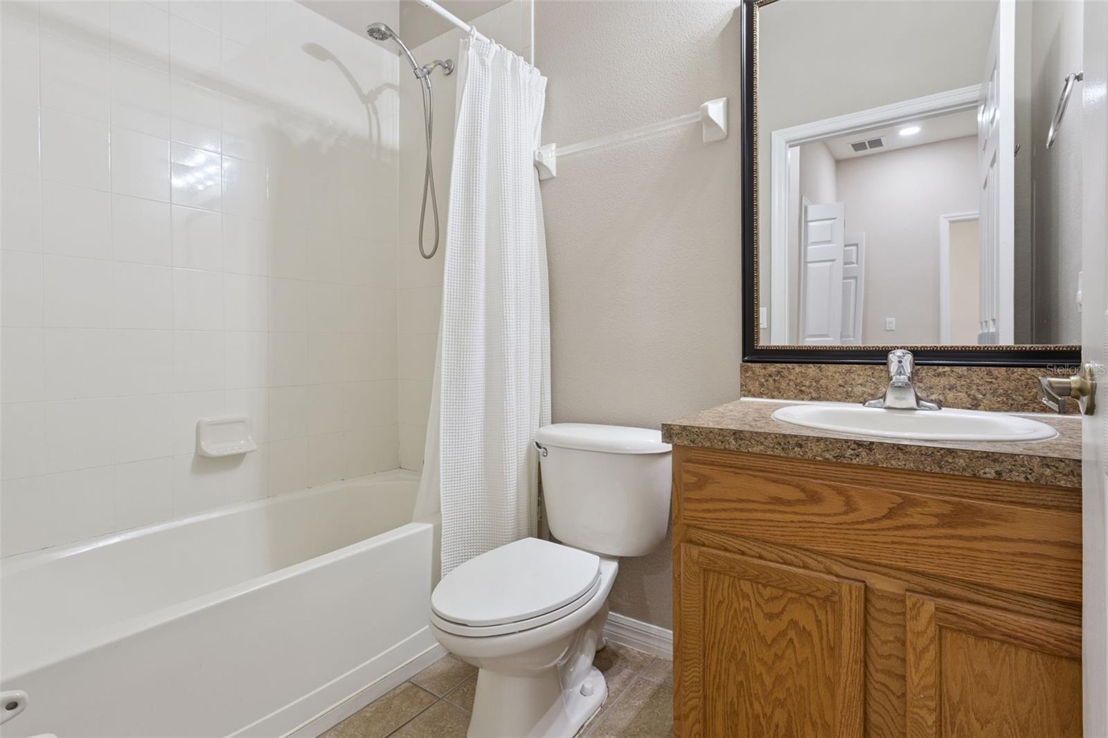 2720 OAKWATER DR #108