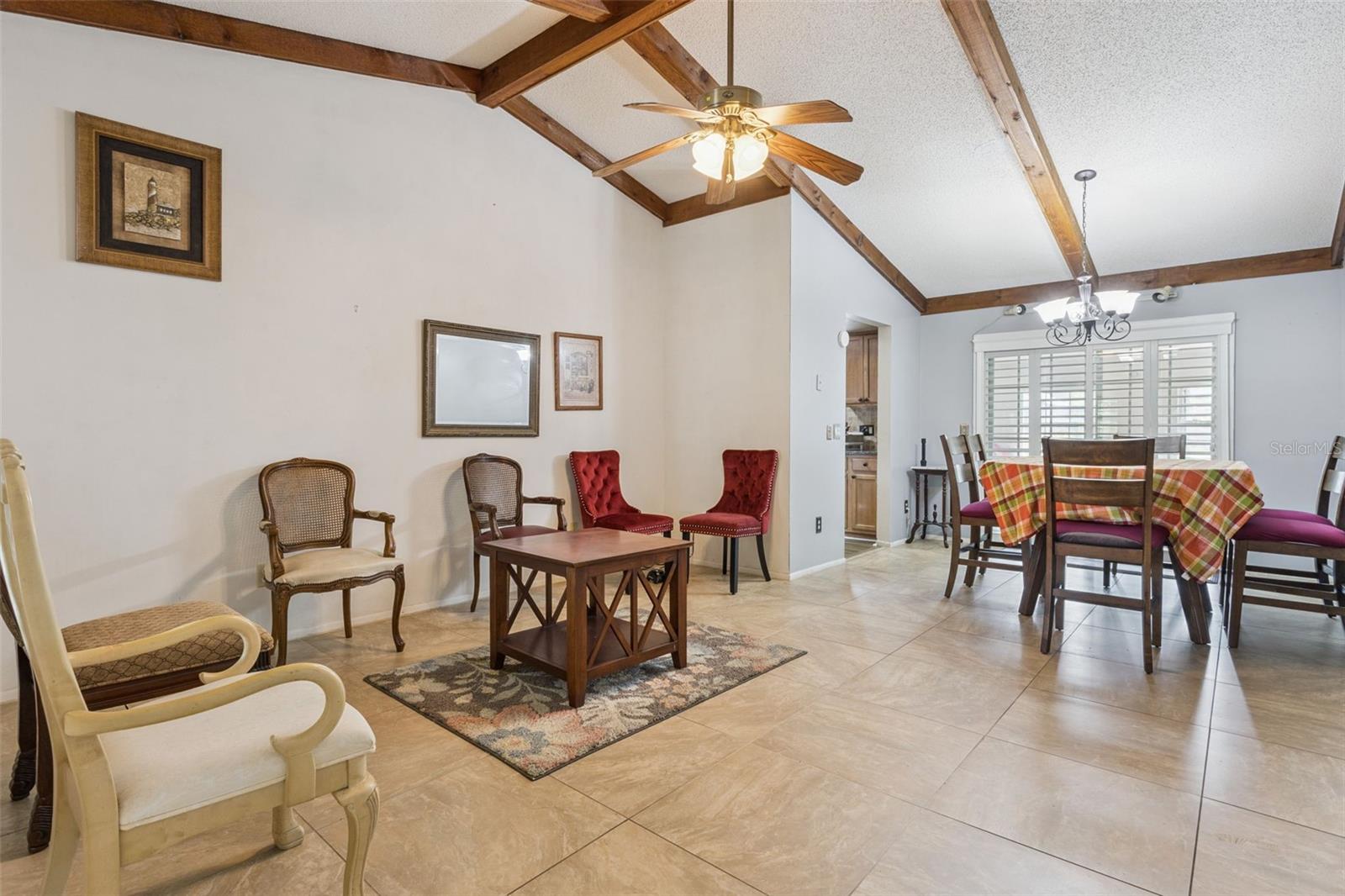 3646 FALLING LEAF LN