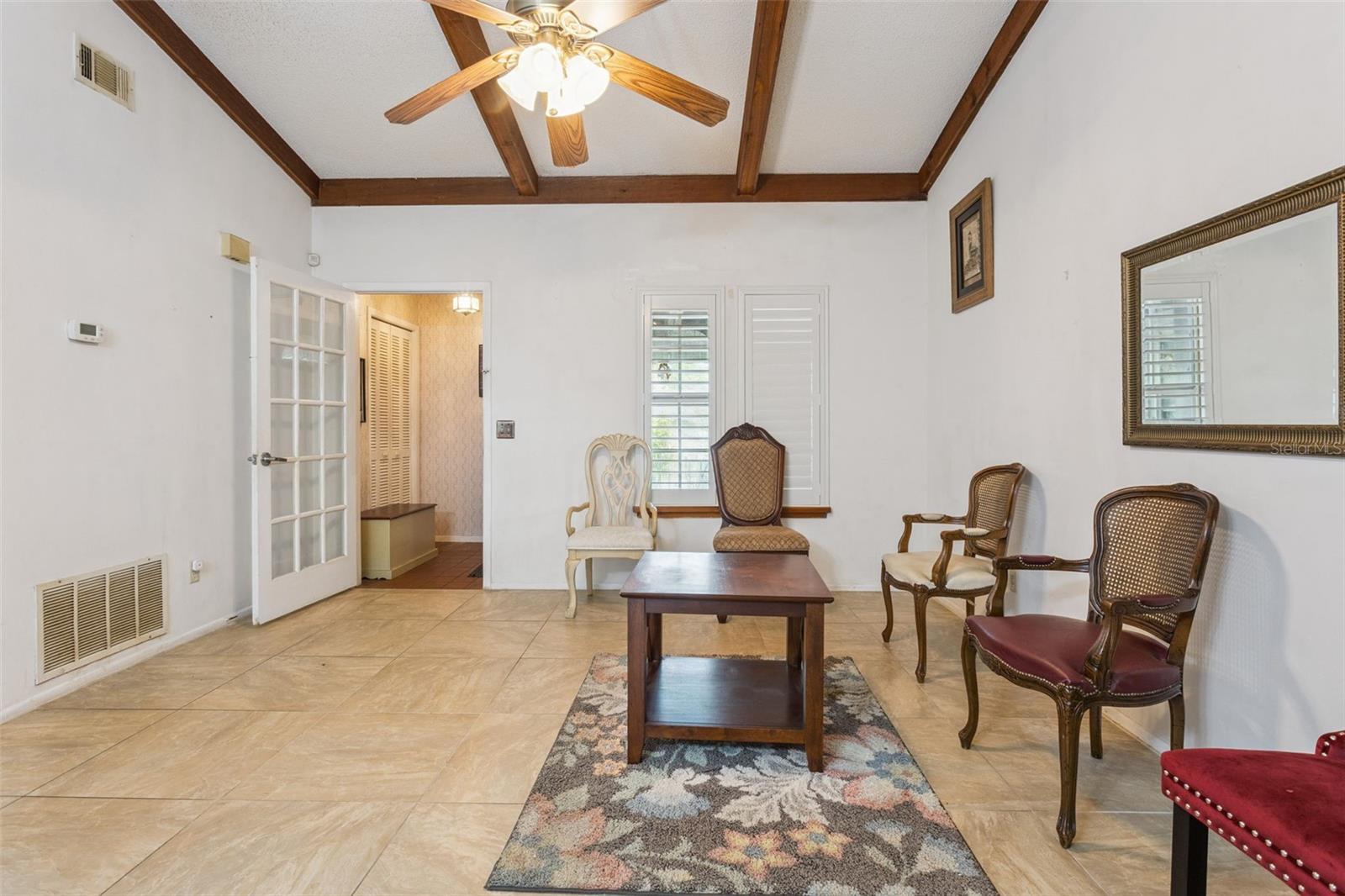 3646 FALLING LEAF LN