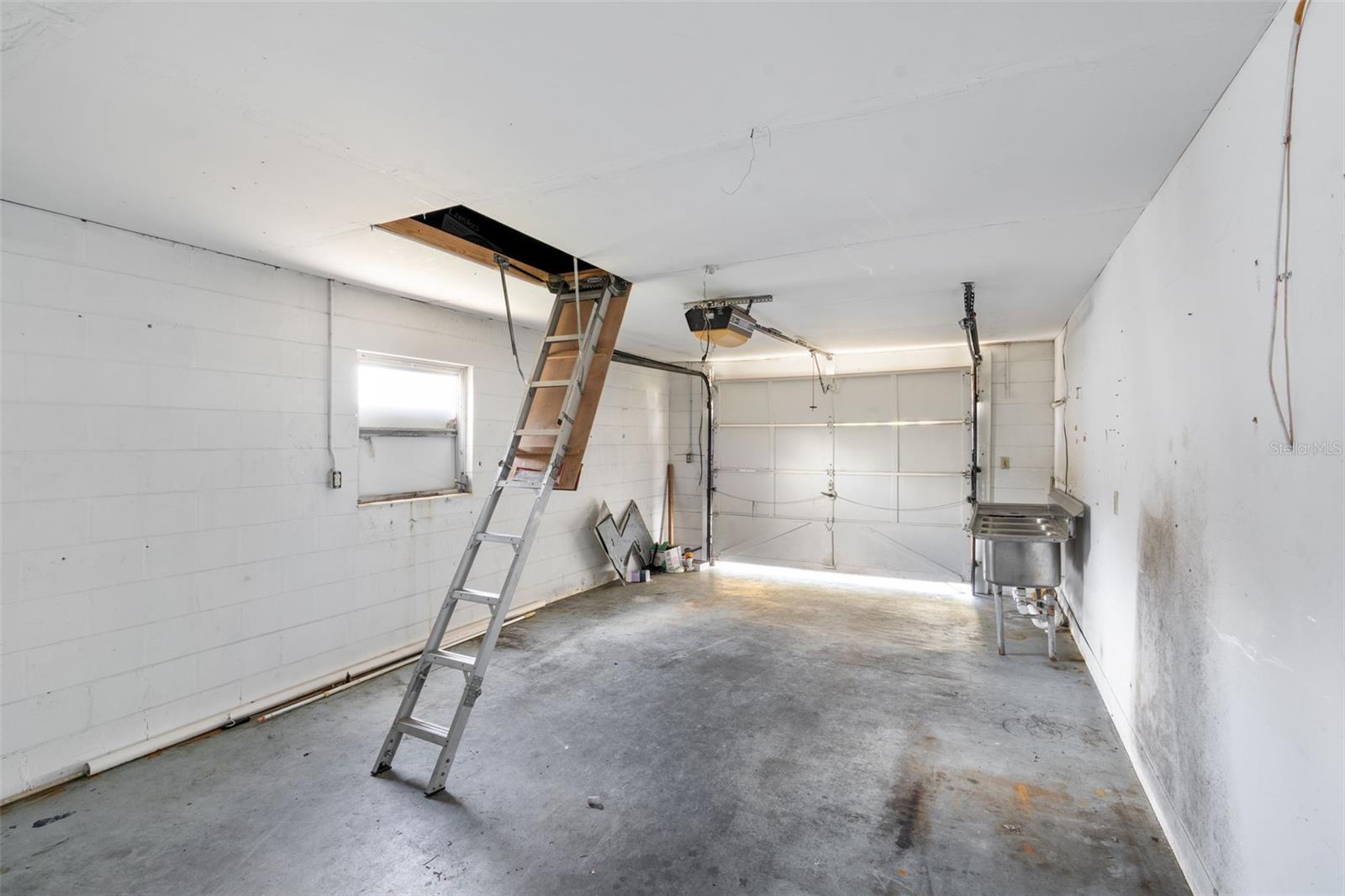 14323 SW 39TH COURT RD