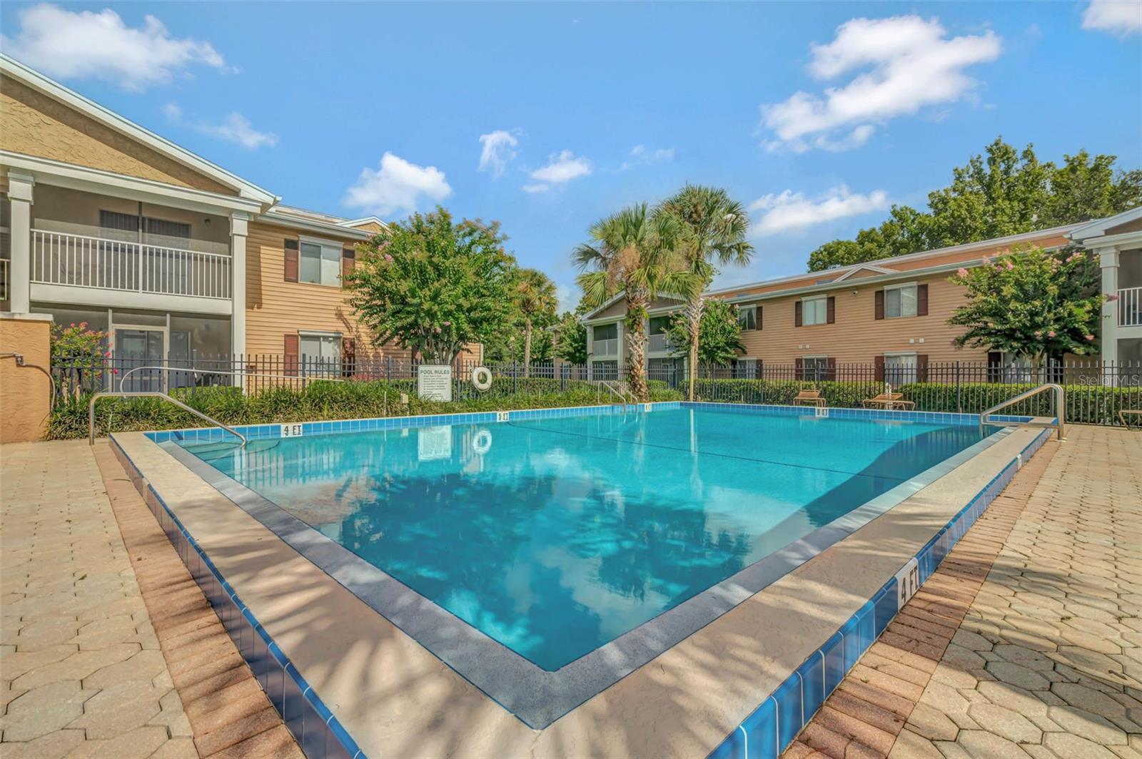 145 N PEARL LAKE CSWY #208