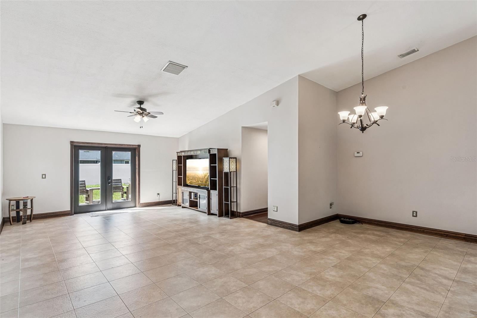 918 WOODSON HAMMOCK CIR