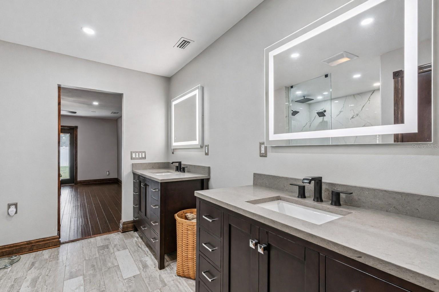 918 WOODSON HAMMOCK CIR