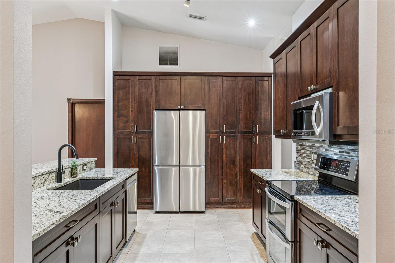 918 WOODSON HAMMOCK CIR