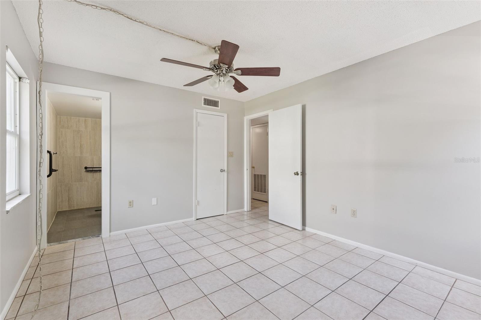 700 E AIRPORT BLVD #I2