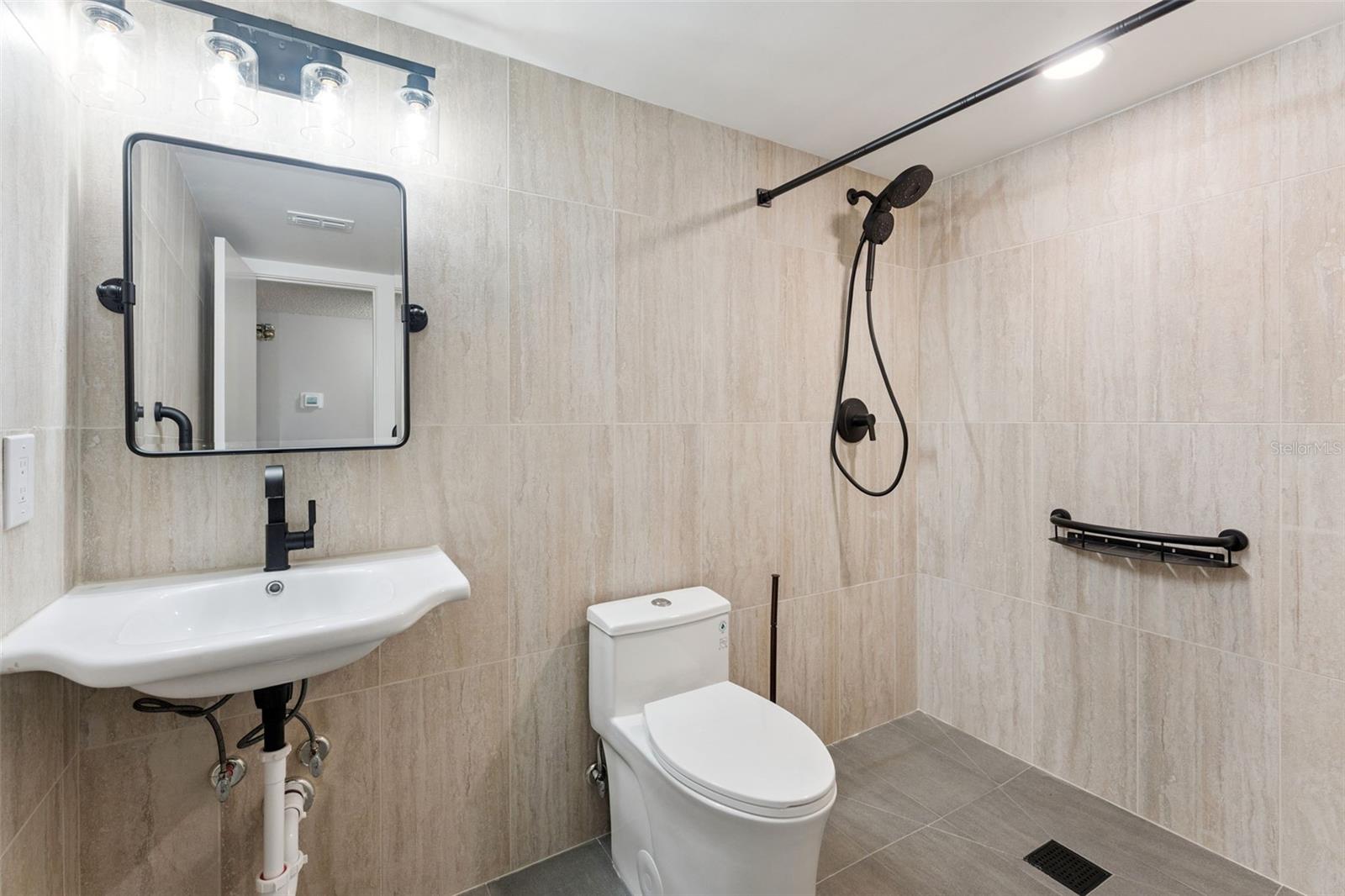 700 E AIRPORT BLVD #I2