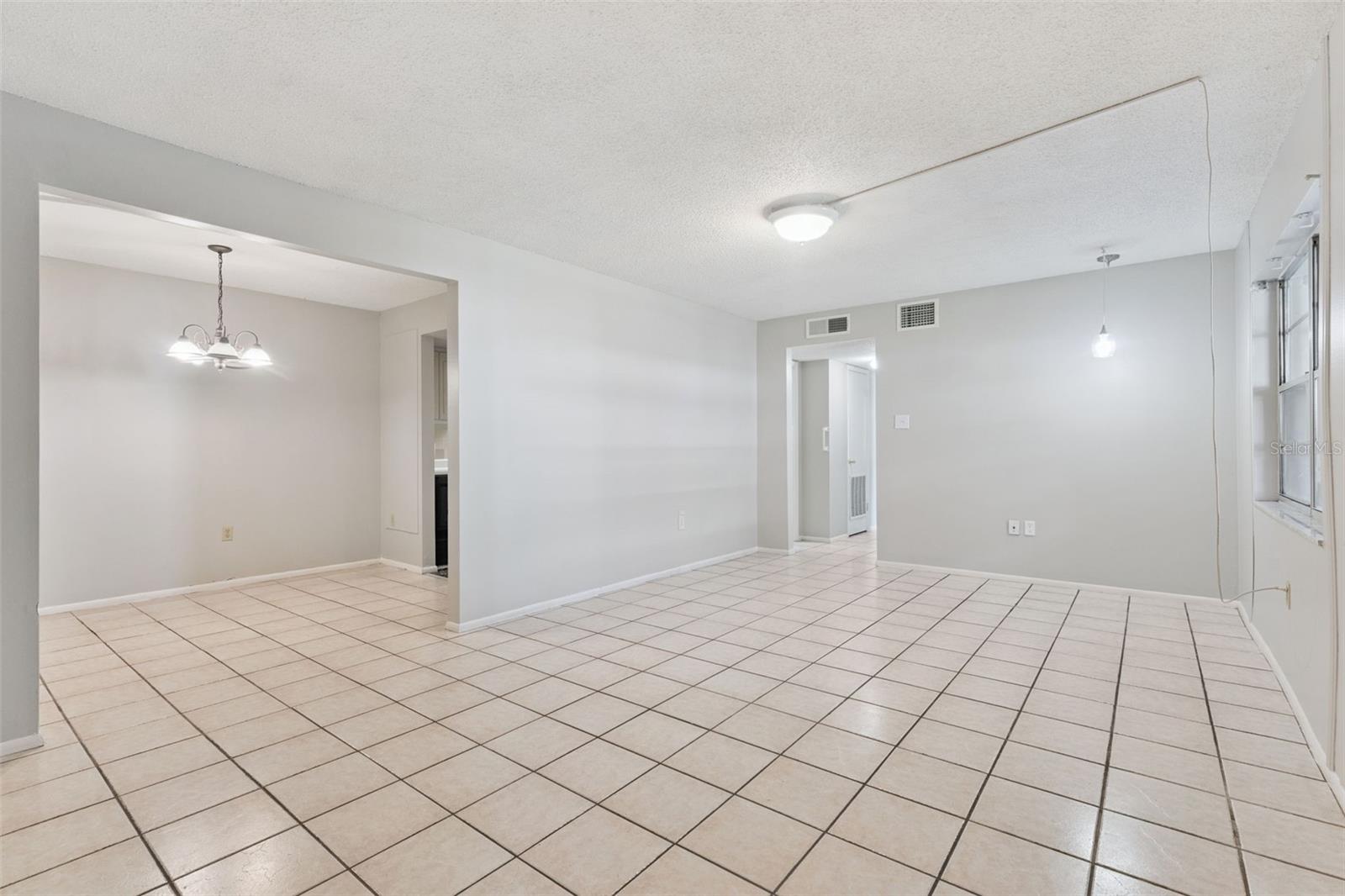 700 E AIRPORT BLVD #I2