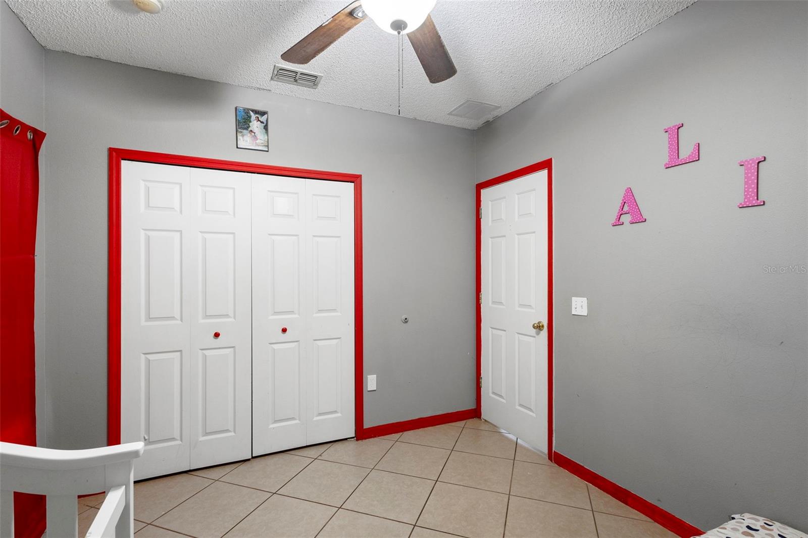 1040 CANNOCK DR