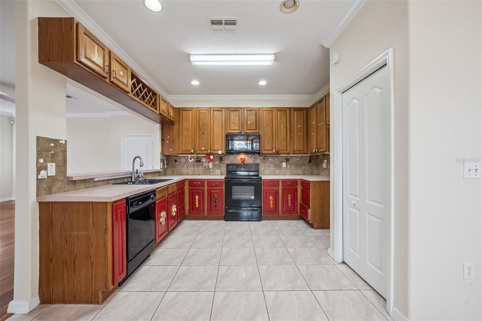 106 CASTLEFORD WAY