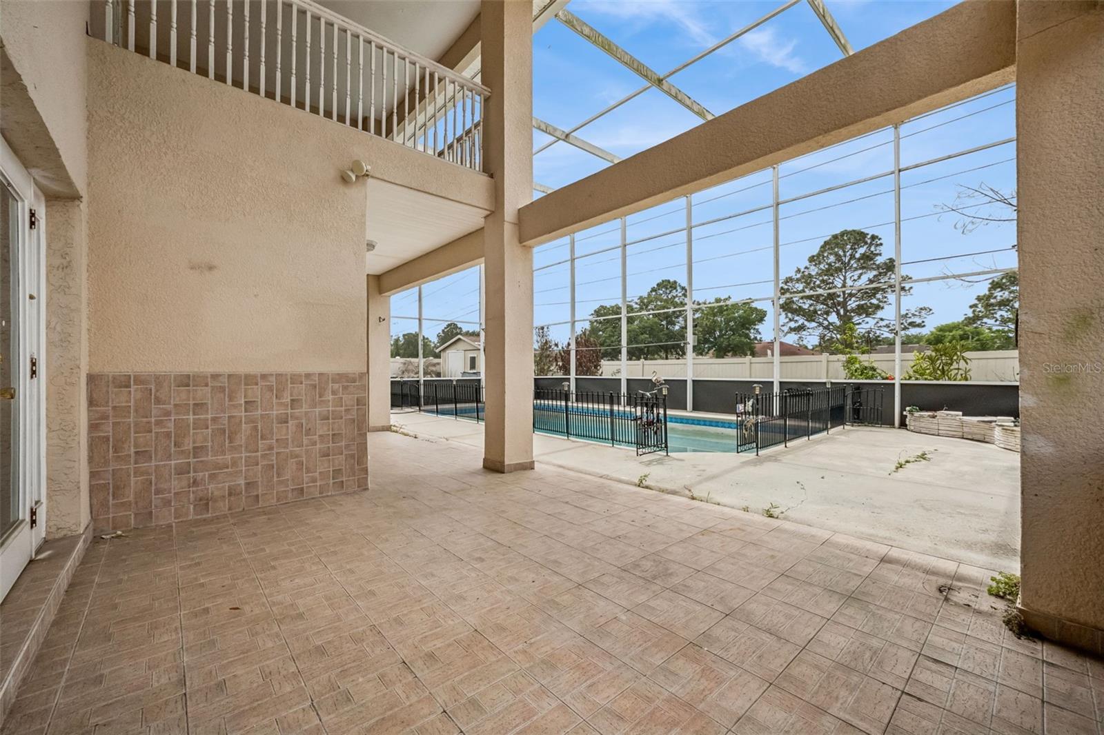 106 CASTLEFORD WAY